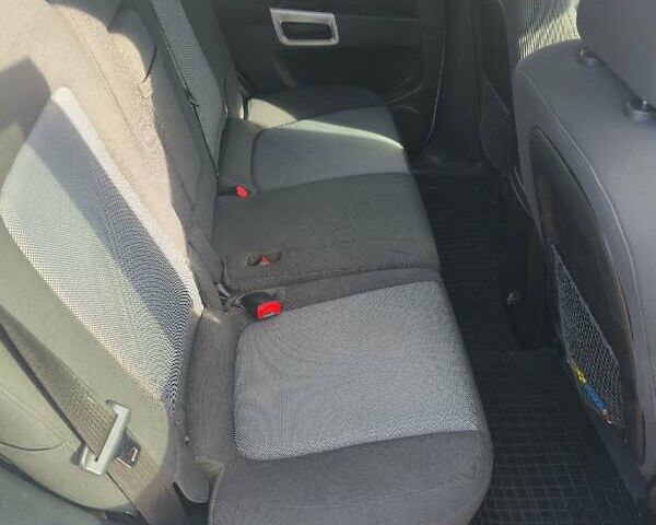 Шевроле Каптива 2013 в Ровно на Automoto.ua Белый Шевроле Каптива, объемом двигателя 2.38 л и пробегом 124 тыс. км за 8800 $, фото 14 на Automoto.ua