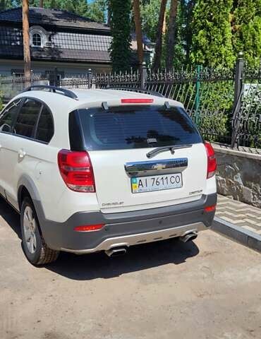 Білий Шевроле Каптіва, об'ємом двигуна 2.38 л та пробігом 250 тис. км за 11700 $, фото 8 на Automoto.ua