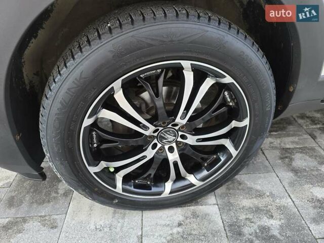 Белый Шевроле Каптива, объемом двигателя 2.2 л и пробегом 205 тыс. км за 11900 $, фото 53 на Automoto.ua