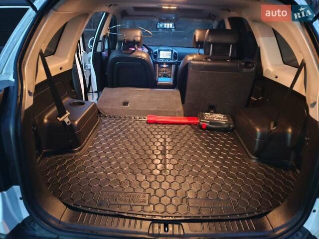 Белый Шевроле Каптива, объемом двигателя 2.23 л и пробегом 180 тыс. км за 14200 $, фото 22 на Automoto.ua