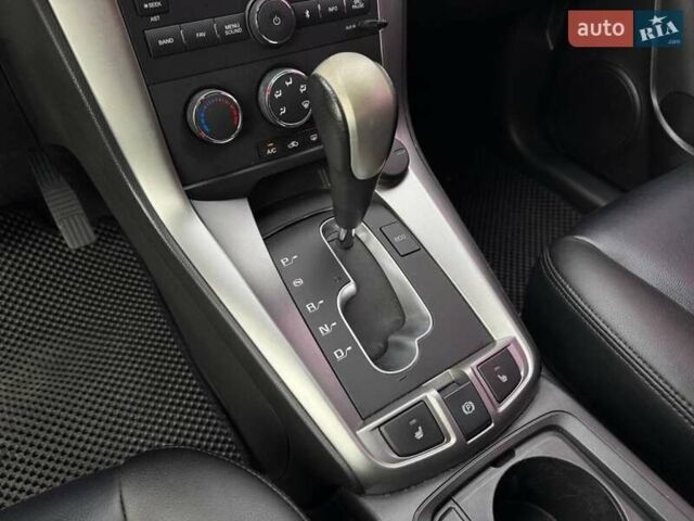 Белый Шевроле Каптива, объемом двигателя 2 л и пробегом 181 тыс. км за 10600 $, фото 13 на Automoto.ua