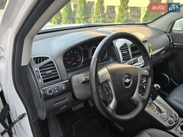 Белый Шевроле Каптива, объемом двигателя 2.2 л и пробегом 205 тыс. км за 11900 $, фото 15 на Automoto.ua