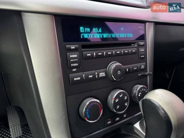 Белый Шевроле Каптива, объемом двигателя 2 л и пробегом 181 тыс. км за 10600 $, фото 11 на Automoto.ua