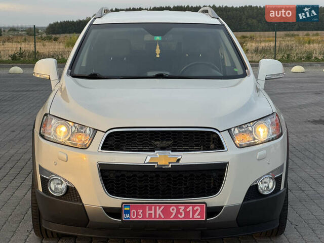 Білий Шевроле Каптіва, об'ємом двигуна 2.23 л та пробігом 211 тис. км за 12200 $, фото 6 на Automoto.ua