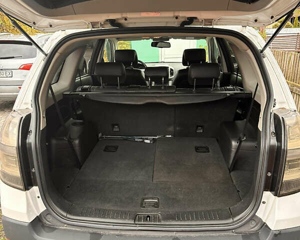 Шевроле Каптива 2013 в Луцке на Automoto.ua Белый Шевроле Каптива, объемом двигателя 2.23 л и пробегом 201 тыс. км за 10000 $, фото 4 на Automoto.ua