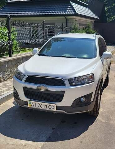 Білий Шевроле Каптіва, об'ємом двигуна 2.38 л та пробігом 250 тис. км за 11700 $, фото 11 на Automoto.ua