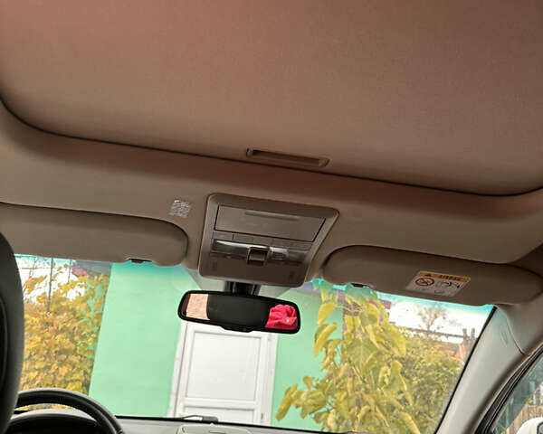 Шевроле Каптива 2013 в Луцке на Automoto.ua Белый Шевроле Каптива, объемом двигателя 2.23 л и пробегом 201 тыс. км за 10000 $, фото 8 на Automoto.ua