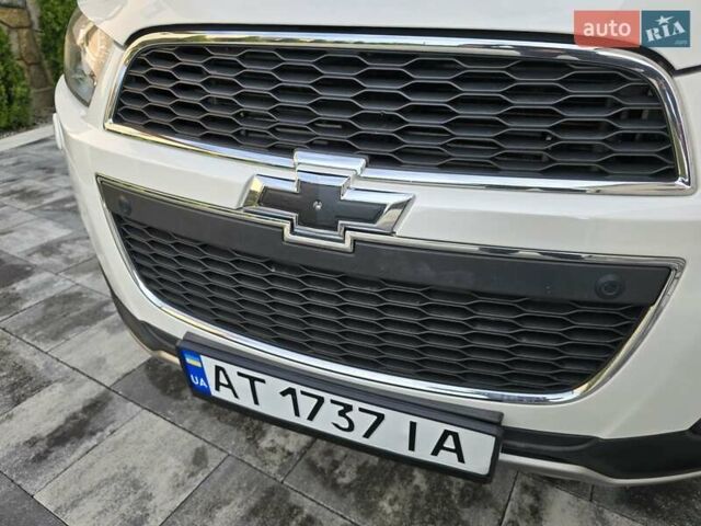 Белый Шевроле Каптива, объемом двигателя 2.2 л и пробегом 205 тыс. км за 11900 $, фото 52 на Automoto.ua
