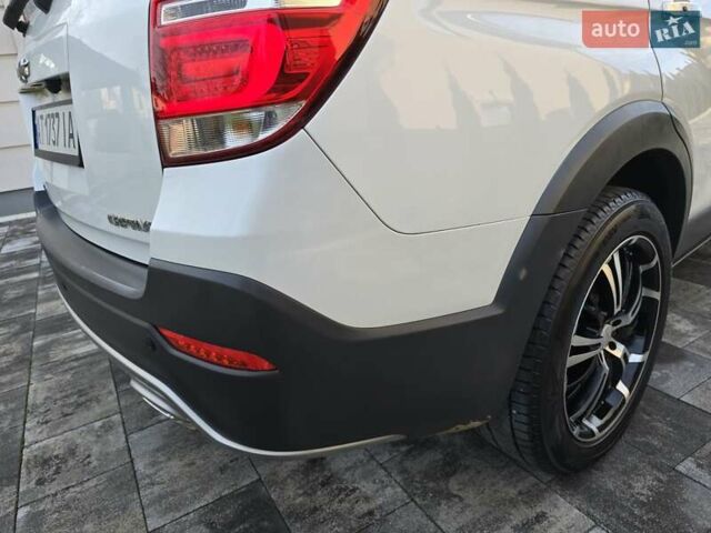 Белый Шевроле Каптива, объемом двигателя 2.2 л и пробегом 205 тыс. км за 11900 $, фото 67 на Automoto.ua