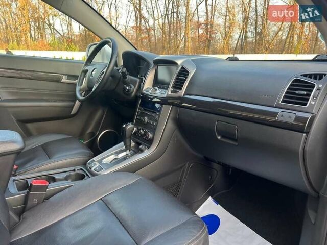 Белый Шевроле Каптива, объемом двигателя 2.2 л и пробегом 187 тыс. км за 12900 $, фото 26 на Automoto.ua