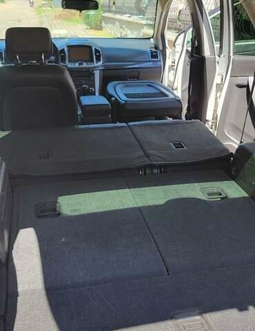 Білий Шевроле Каптіва, об'ємом двигуна 2.38 л та пробігом 250 тис. км за 11700 $, фото 19 на Automoto.ua