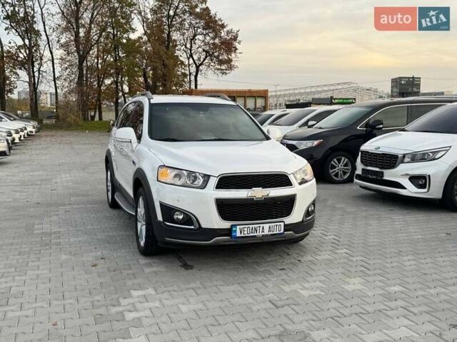 Білий Шевроле Каптіва, об'ємом двигуна 2.2 л та пробігом 150 тис. км за 11900 $, фото 2 на Automoto.ua