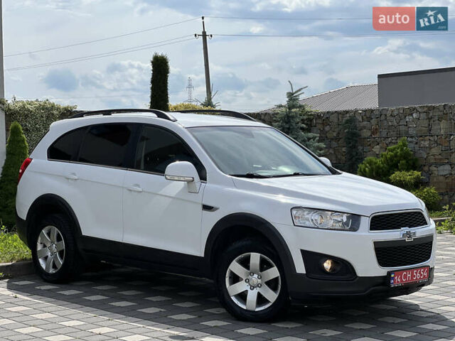 Белый Шевроле Каптива, объемом двигателя 2.2 л и пробегом 177 тыс. км за 12900 $, фото 9 на Automoto.ua