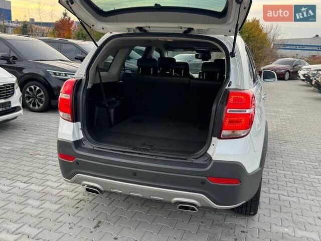 Білий Шевроле Каптіва, об'ємом двигуна 2.2 л та пробігом 150 тис. км за 11900 $, фото 8 на Automoto.ua