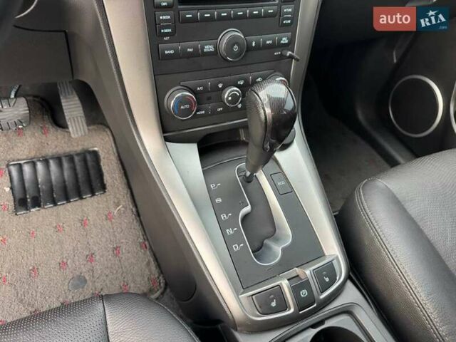 Білий Шевроле Каптіва, об'ємом двигуна 2.2 л та пробігом 150 тис. км за 11900 $, фото 16 на Automoto.ua
