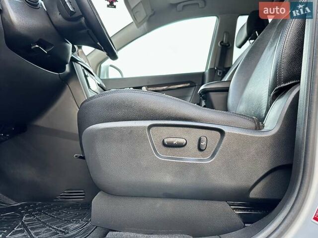 Білий Шевроле Каптіва, об'ємом двигуна 2.23 л та пробігом 158 тис. км за 12900 $, фото 74 на Automoto.ua