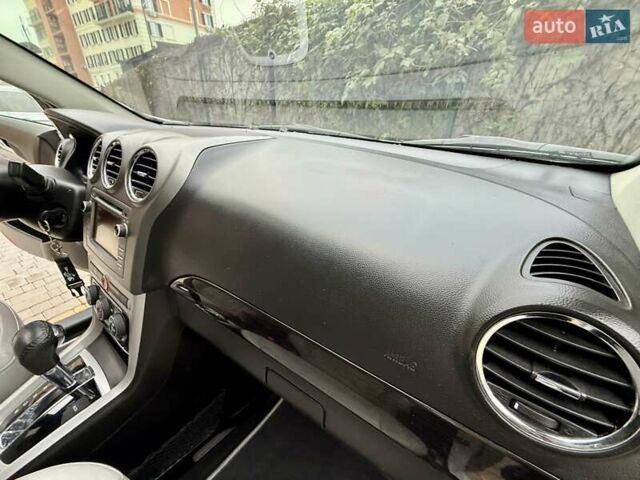 Белый Шевроле Каптива, объемом двигателя 2.4 л и пробегом 220 тыс. км за 7999 $, фото 42 на Automoto.ua