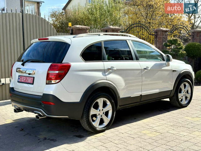 Білий Шевроле Каптіва, об'ємом двигуна 2.2 л та пробігом 200 тис. км за 13604 $, фото 11 на Automoto.ua