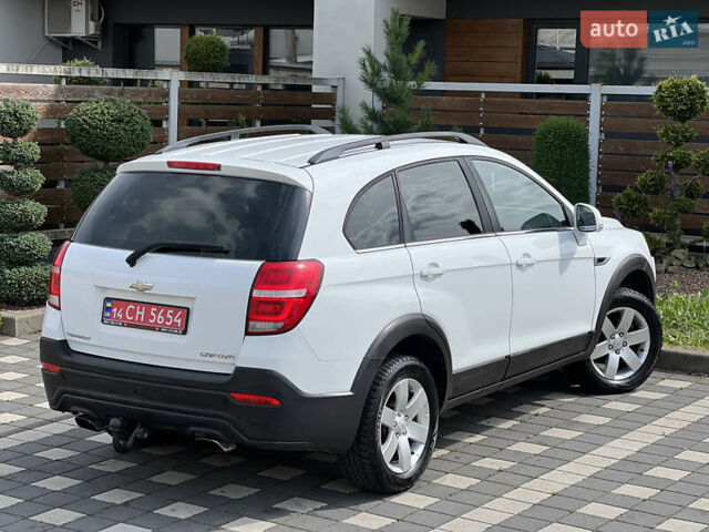 Белый Шевроле Каптива, объемом двигателя 2.2 л и пробегом 177 тыс. км за 12900 $, фото 15 на Automoto.ua