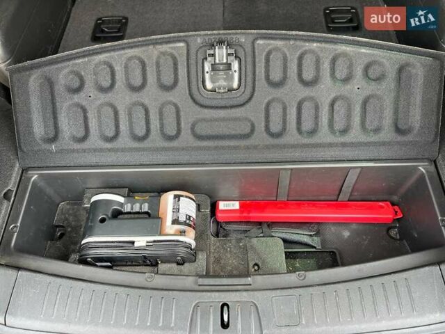 Белый Шевроле Каптива, объемом двигателя 2.2 л и пробегом 177 тыс. км за 12900 $, фото 32 на Automoto.ua