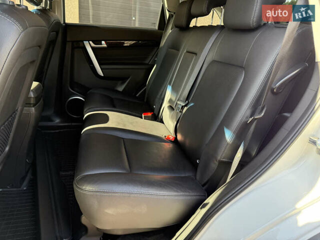 Білий Шевроле Каптіва, об'ємом двигуна 2.2 л та пробігом 200 тис. км за 13604 $, фото 52 на Automoto.ua