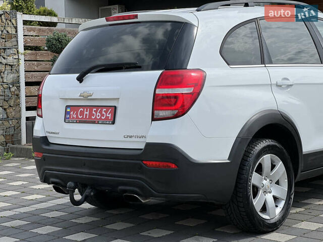 Белый Шевроле Каптива, объемом двигателя 2.2 л и пробегом 177 тыс. км за 12900 $, фото 16 на Automoto.ua