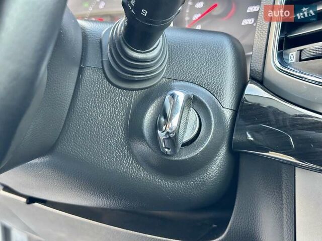 Білий Шевроле Каптіва, об'ємом двигуна 2.23 л та пробігом 158 тис. км за 12900 $, фото 68 на Automoto.ua