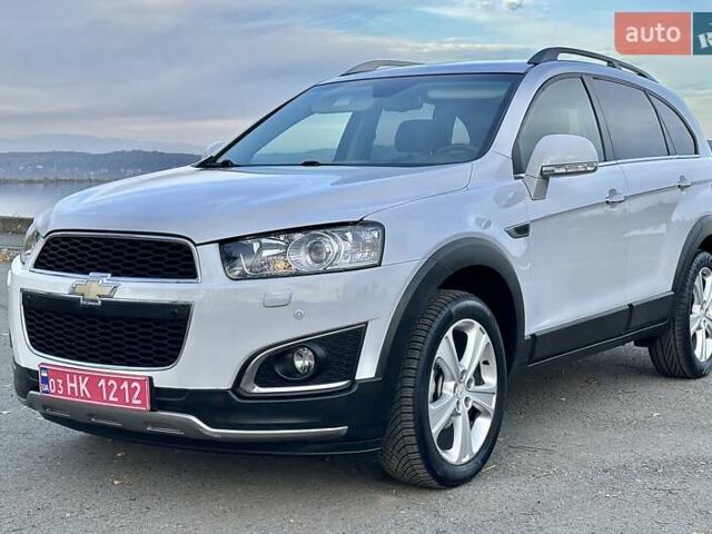 Білий Шевроле Каптіва, об'ємом двигуна 2.23 л та пробігом 158 тис. км за 12900 $, фото 42 на Automoto.ua