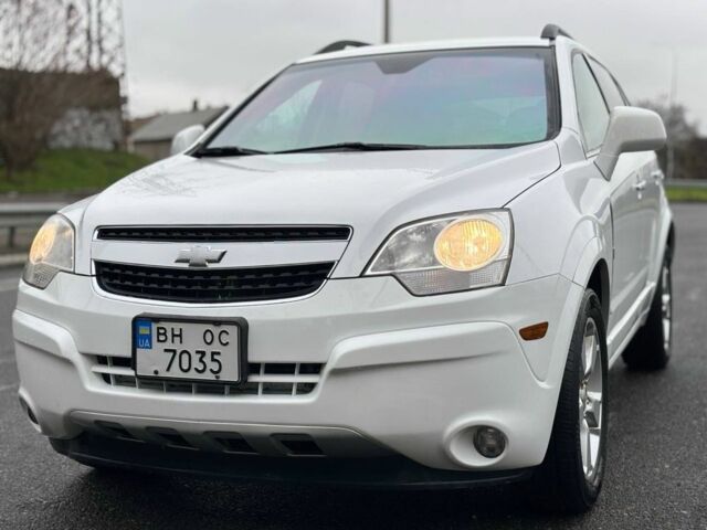 Білий Шевроле Каптіва, об'ємом двигуна 2.4 л та пробігом 1 тис. км за 7500 $, фото 1 на Automoto.ua