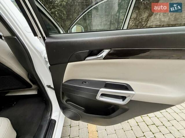 Белый Шевроле Каптива, объемом двигателя 2.4 л и пробегом 220 тыс. км за 7999 $, фото 34 на Automoto.ua