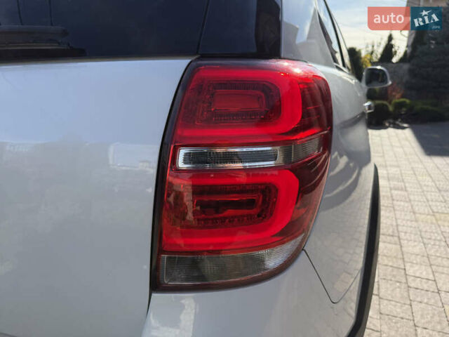 Білий Шевроле Каптіва, об'ємом двигуна 2.2 л та пробігом 200 тис. км за 13604 $, фото 59 на Automoto.ua