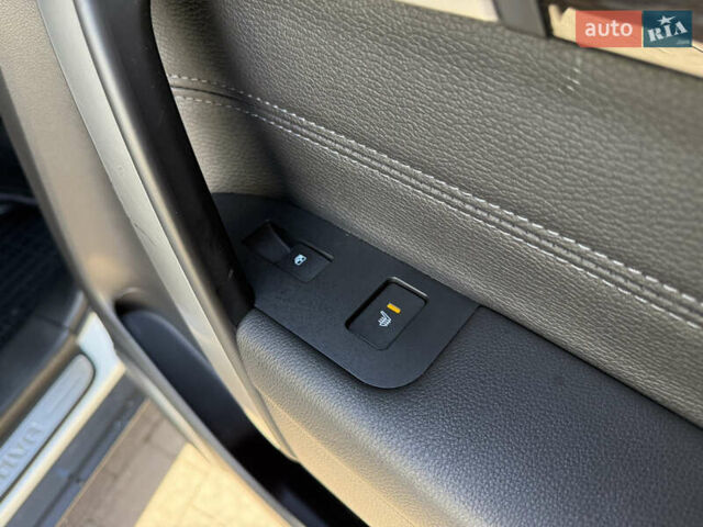 Білий Шевроле Каптіва, об'ємом двигуна 2.2 л та пробігом 200 тис. км за 13604 $, фото 68 на Automoto.ua