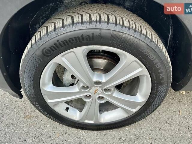 Білий Шевроле Каптіва, об'ємом двигуна 2.23 л та пробігом 158 тис. км за 12900 $, фото 80 на Automoto.ua