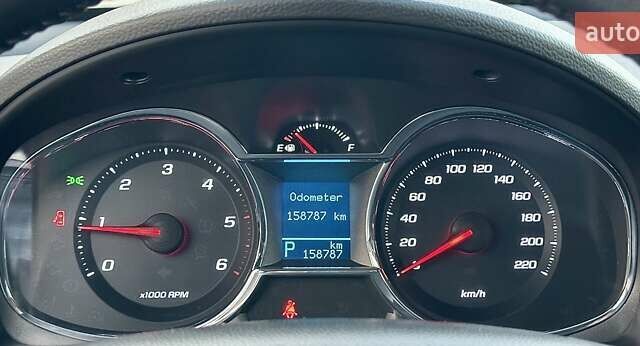 Білий Шевроле Каптіва, об'ємом двигуна 2.23 л та пробігом 158 тис. км за 12900 $, фото 73 на Automoto.ua