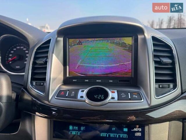 Білий Шевроле Каптіва, об'ємом двигуна 2 л та пробігом 153 тис. км за 13500 $, фото 13 на Automoto.ua