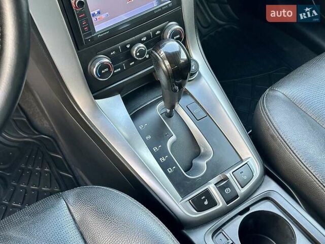 Білий Шевроле Каптіва, об'ємом двигуна 2.23 л та пробігом 158 тис. км за 12900 $, фото 70 на Automoto.ua