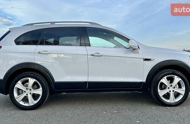 Білий Шевроле Каптіва, об'ємом двигуна 2.23 л та пробігом 158 тис. км за 12900 $, фото 7 на Automoto.ua