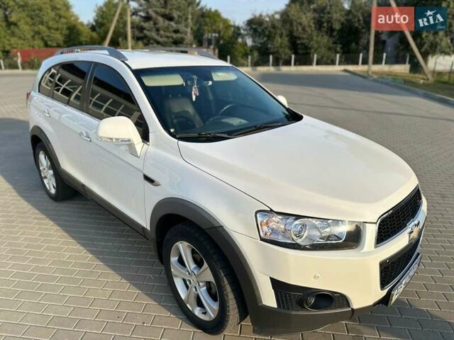 Білий Шевроле Каптіва, об'ємом двигуна 2 л та пробігом 153 тис. км за 12900 $, фото 34 на Automoto.ua
