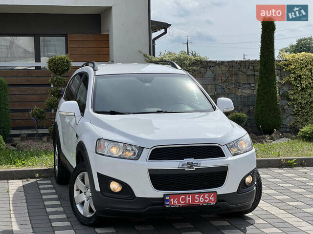 Белый Шевроле Каптива, объемом двигателя 2.2 л и пробегом 177 тыс. км за 12900 $, фото 8 на Automoto.ua