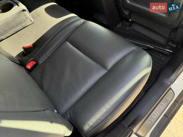 Білий Шевроле Каптіва, об'ємом двигуна 2.2 л та пробігом 200 тис. км за 13604 $, фото 70 на Automoto.ua