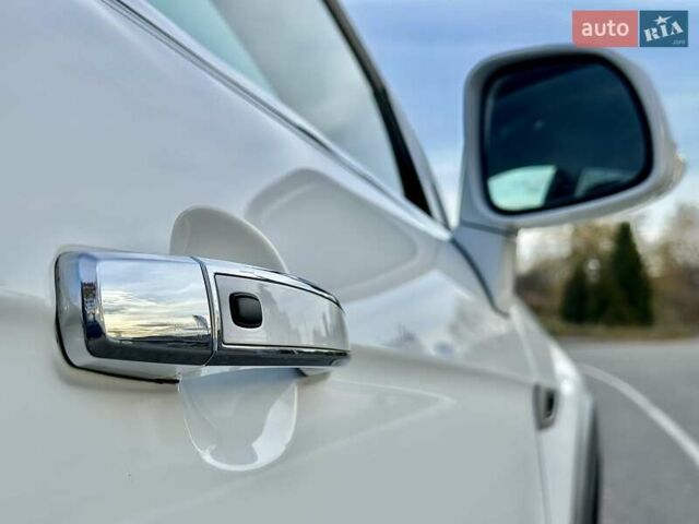 Білий Шевроле Каптіва, об'ємом двигуна 2.23 л та пробігом 158 тис. км за 12900 $, фото 40 на Automoto.ua