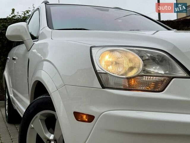 Белый Шевроле Каптива, объемом двигателя 2.4 л и пробегом 220 тыс. км за 7999 $, фото 16 на Automoto.ua