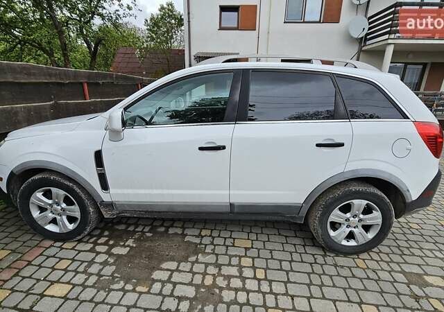 Белый Шевроле Каптива, объемом двигателя 0 л и пробегом 227 тыс. км за 9200 $, фото 1 на Automoto.ua
