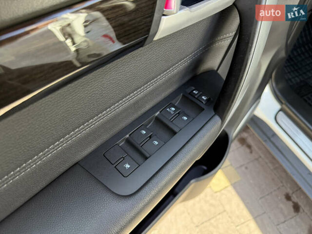 Білий Шевроле Каптіва, об'ємом двигуна 2.2 л та пробігом 200 тис. км за 13604 $, фото 22 на Automoto.ua