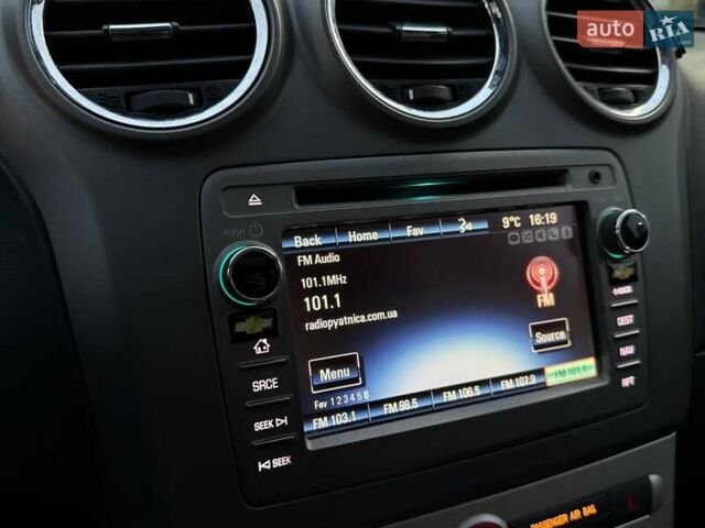 Білий Шевроле Каптіва, об'ємом двигуна 2.38 л та пробігом 139 тис. км за 10490 $, фото 19 на Automoto.ua