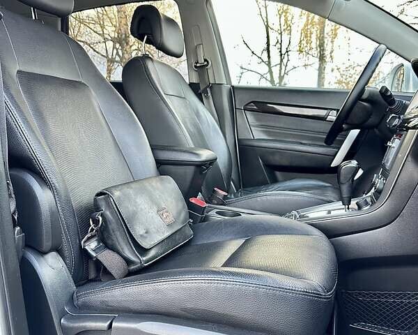 Білий Шевроле Каптіва, об'ємом двигуна 2.23 л та пробігом 158 тис. км за 12900 $, фото 65 на Automoto.ua
