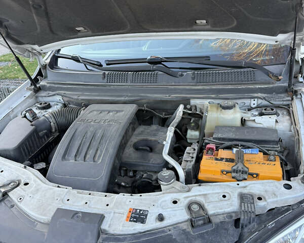 Белый Шевроле Каптива, объемом двигателя 2.38 л и пробегом 173 тыс. км за 9300 $, фото 15 на Automoto.ua