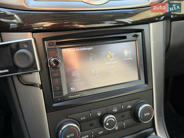 Білий Шевроле Каптіва, об'ємом двигуна 2.2 л та пробігом 200 тис. км за 13604 $, фото 42 на Automoto.ua