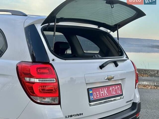 Білий Шевроле Каптіва, об'ємом двигуна 2.23 л та пробігом 158 тис. км за 12900 $, фото 59 на Automoto.ua