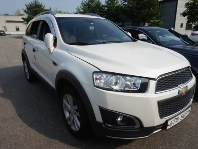 Белый Шевроле Каптива, объемом двигателя 2 л и пробегом 102 тыс. км за 2800 $, фото 1 на Automoto.ua